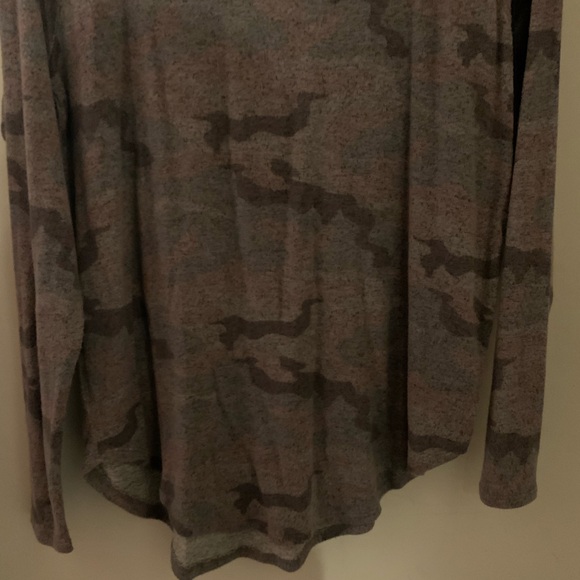 American Eagle 🦅 soft & sexy Plush WMS TOP size small pink & gray - Picture 4 of 9